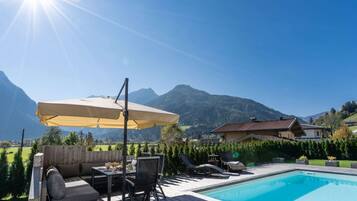 Chalet | Pool | Innenpool, AuĂenpool