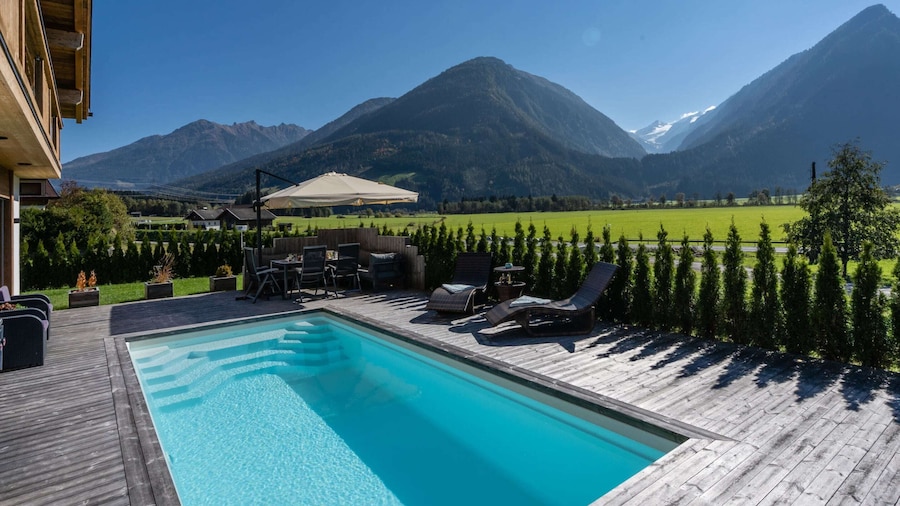 Chalet in Neukirchen by Wildkogel Ski Slopes