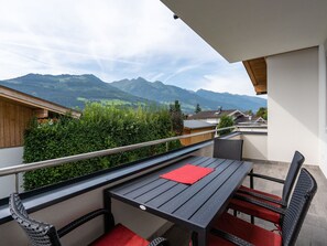 Apartment | Balkon