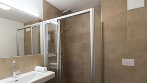 Bathroom - Lavish Apartment in Salzburgerland near Ski Area (Piesendorf)