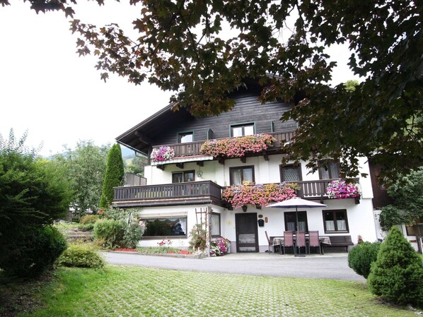 Apartment | Exterior - Apartment in Niedernsill With Garden Views (Niedernsill)