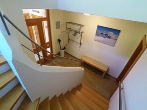 5 Schlafzimmer, individuell eingerichtet, Bettwäsche