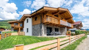 Exterior - Luxurious Holiday Home in Piesendorf With Private Sauna (Piesendorf)