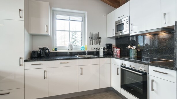 House | Private kitchen - Luxurious Holiday Home in Piesendorf With Private Sauna (Piesendorf)