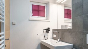 House | Bathroom | Shower - Luxurious Holiday Home in Piesendorf With Private Sauna (Piesendorf)