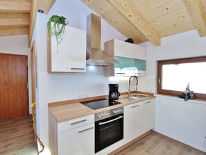 Apartment | Eigene Küche | Hochstuhl