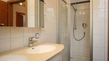 House | Bathroom