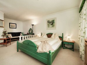 Apartment | 3 bedrooms, bed sheets