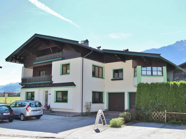 Apartment | Exterior