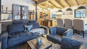 Unclassified image, 4 of 31, button - Luxurious Holiday Home in Piesendorf With Sauna (Piesendorf)