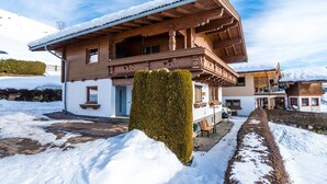 Exterior - Modern Apartment Near Ski Area in Salzburg (Hollersbach im Pinzgau)