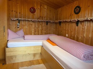 2 bedrooms - Tranquil Chalet in Niedernsill Salzburg With Garden (Niedernsill)