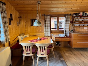 Dining - Tranquil Chalet in Niedernsill Salzburg With Garden (Niedernsill)