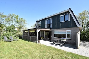 House | Exterior
