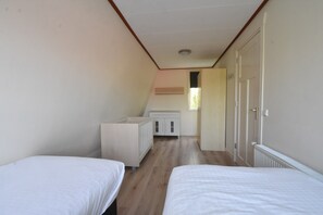 Ferienhaus | 4 Schlafzimmer, individuell eingerichtet, Bügeleisen/Bügelbrett