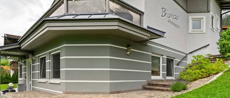 Apartment | Exterior
