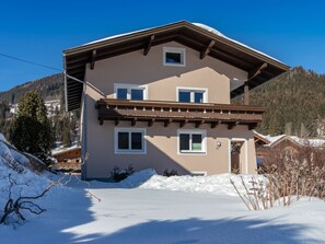 Apartment | Exterior - Modern Apartment Near Ski Area (Bramberg am Wildkogel)