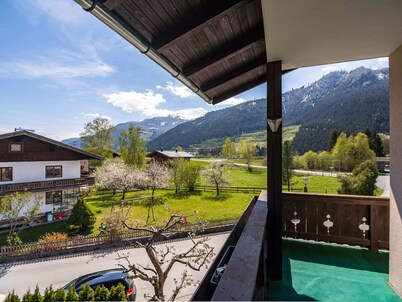 Modern Apartment Near Ski Area