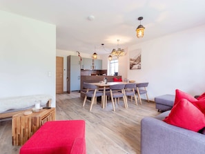 Chalet | Dining - Luxurious Tauernlodge With Private Wellness Sauna (Krimml)