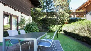 Balcony - Lovely Chalet in Saalbach-hinterglemm With Sauna (Viehhofen)