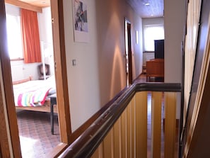7 habitaciones y muebles diferentes 