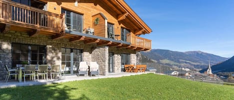 House | Exterior