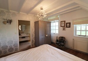 別墅 | 5 間臥室、布置獨特、床單