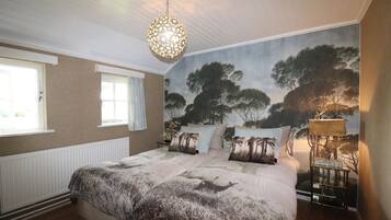 Villa | 5 bedrooms, individually furnished, bed sheets