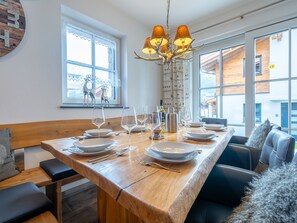 Dining - Spacious Holiday Home With Sauna in Piesendorf (Piesendorf)
