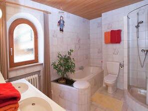 House | Bathroom