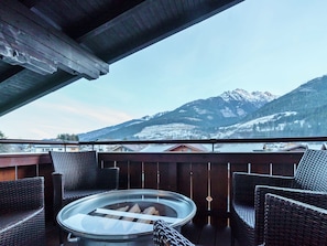 Apartment | Balcony - Modern Apartment Near Ski Area in Niedernsill (Niedernsill)