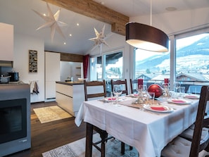 Dining - Modern Apartment Near Ski Area in Niedernsill (Niedernsill)