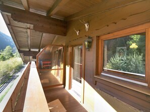 Balcony - Apartment in Salzburgerland Near the ski Area (Viehhofen)