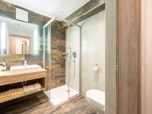 Apartment | Bathroom