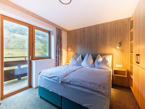 Apartment | 2 bedrooms, bed sheets