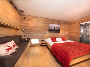 5 Schlafzimmer, Babybetten, Bettwäsche