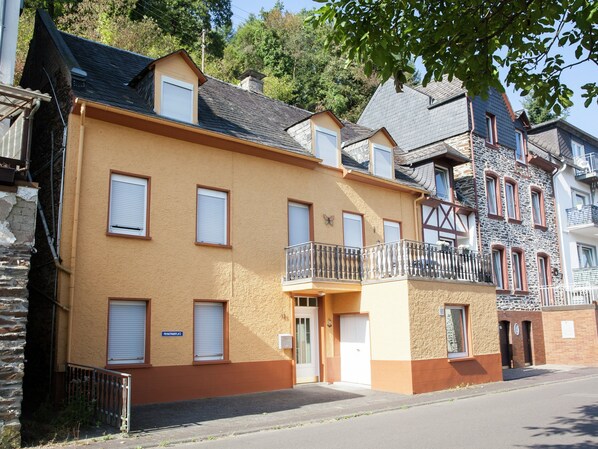 House | Exterior