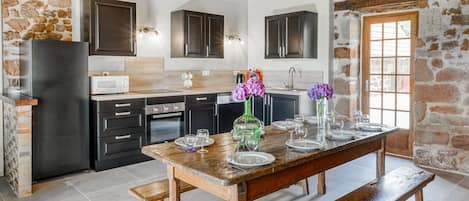House | Private kitchen | Highchair
