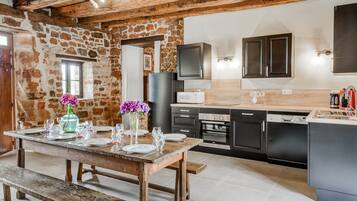 House | Private kitchen | High chair