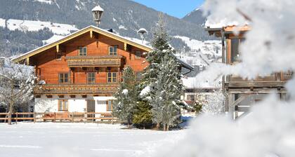 Serene Cottage in Neukirchen am Großvenediger near Ski Area