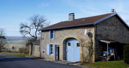 Alluring Holiday Home on Border of Champagne and Burgundy