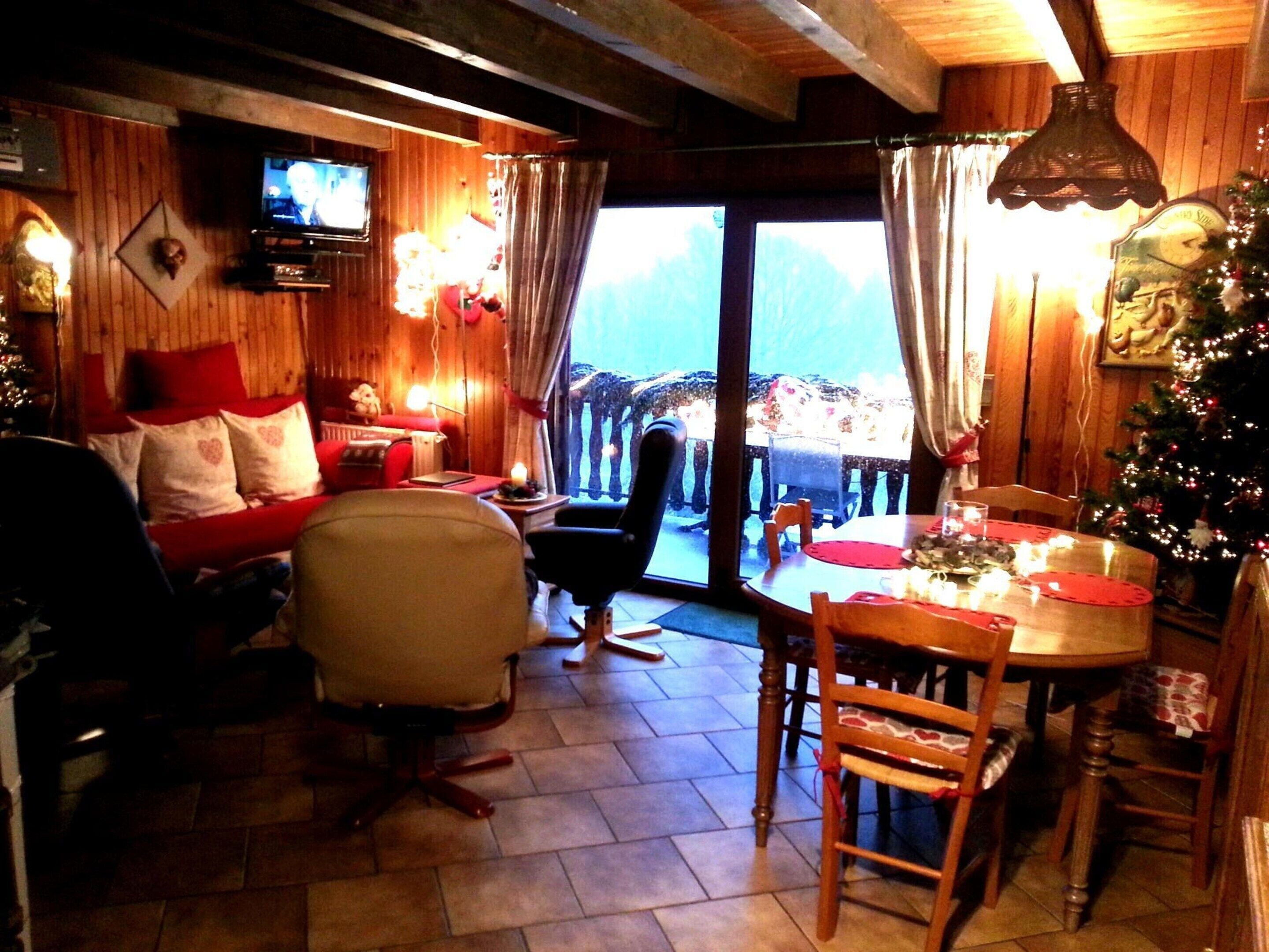 Chalet | Tempat makan