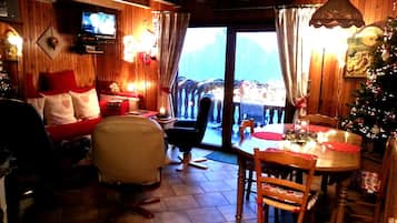 Chalet | Tempat makan