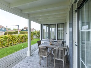 House | Balcony