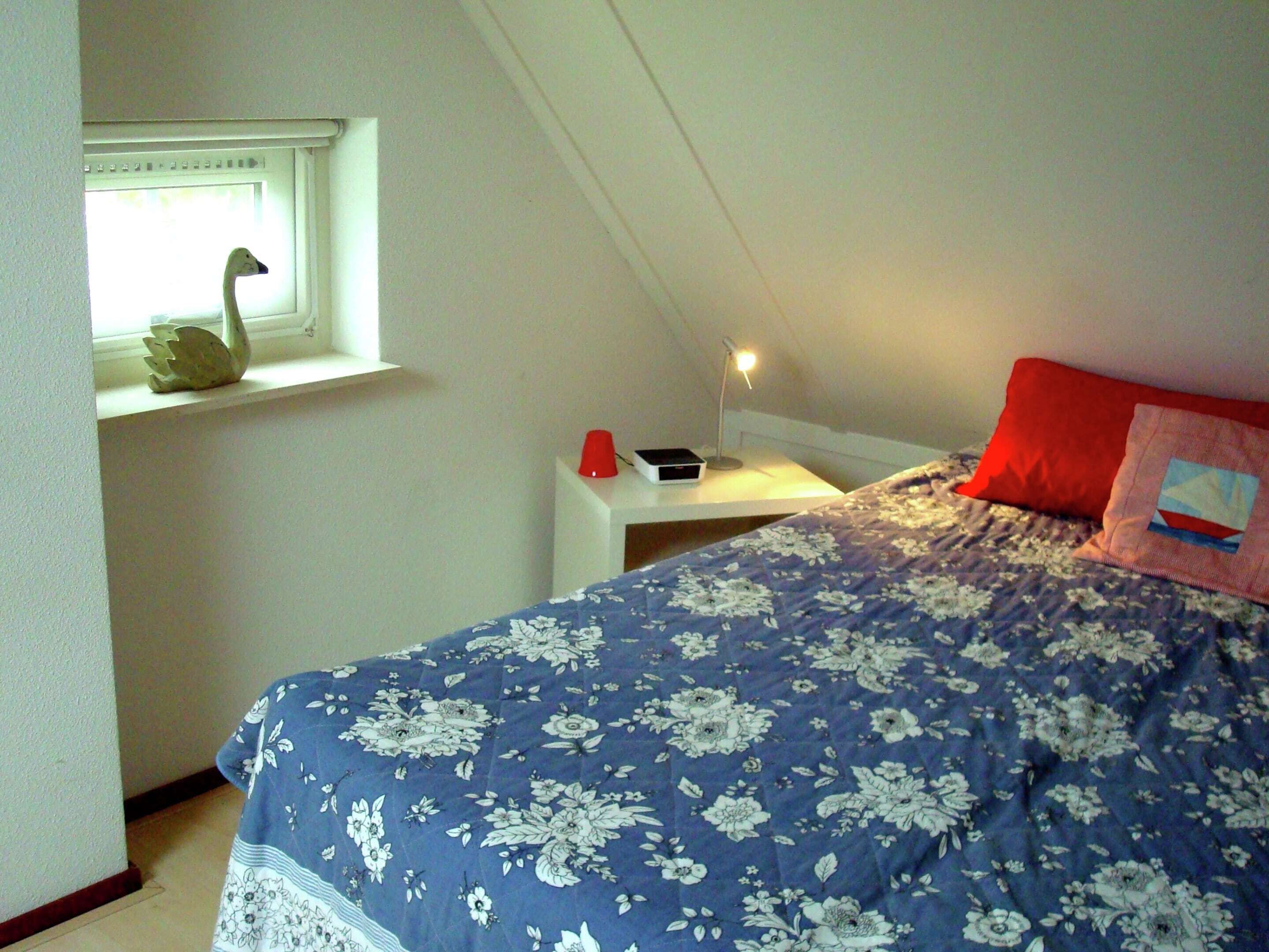 House | 2 bedrooms, individually furnished, bed sheets