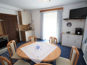 Living room - Peaceful Apartment in Radstadt Salzburg near Ski Area (Radstadt)
