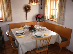 House | Living room - Cosy Holiday Home in Salzburg With Garden and Mountain Views (Krispl)