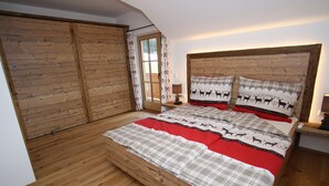 Chalet - Modern Chalet With Garden in Salzburgerland / Near the Katschberg ski Area (Sankt Margarethen im Lungau)