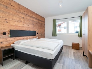 Chalet | 4 bedrooms, bed sheets - Luxury Chalet with Sauna near Ski Area in Salzburg (Sankt Johann im Pongau)