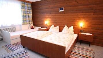 Apartment | 3 Schlafzimmer, individuell eingerichtet, Bettwäsche